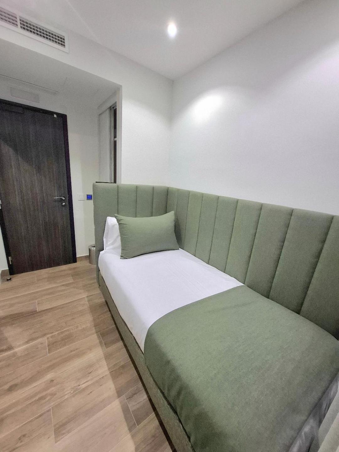 San Blas Guest house Madrid